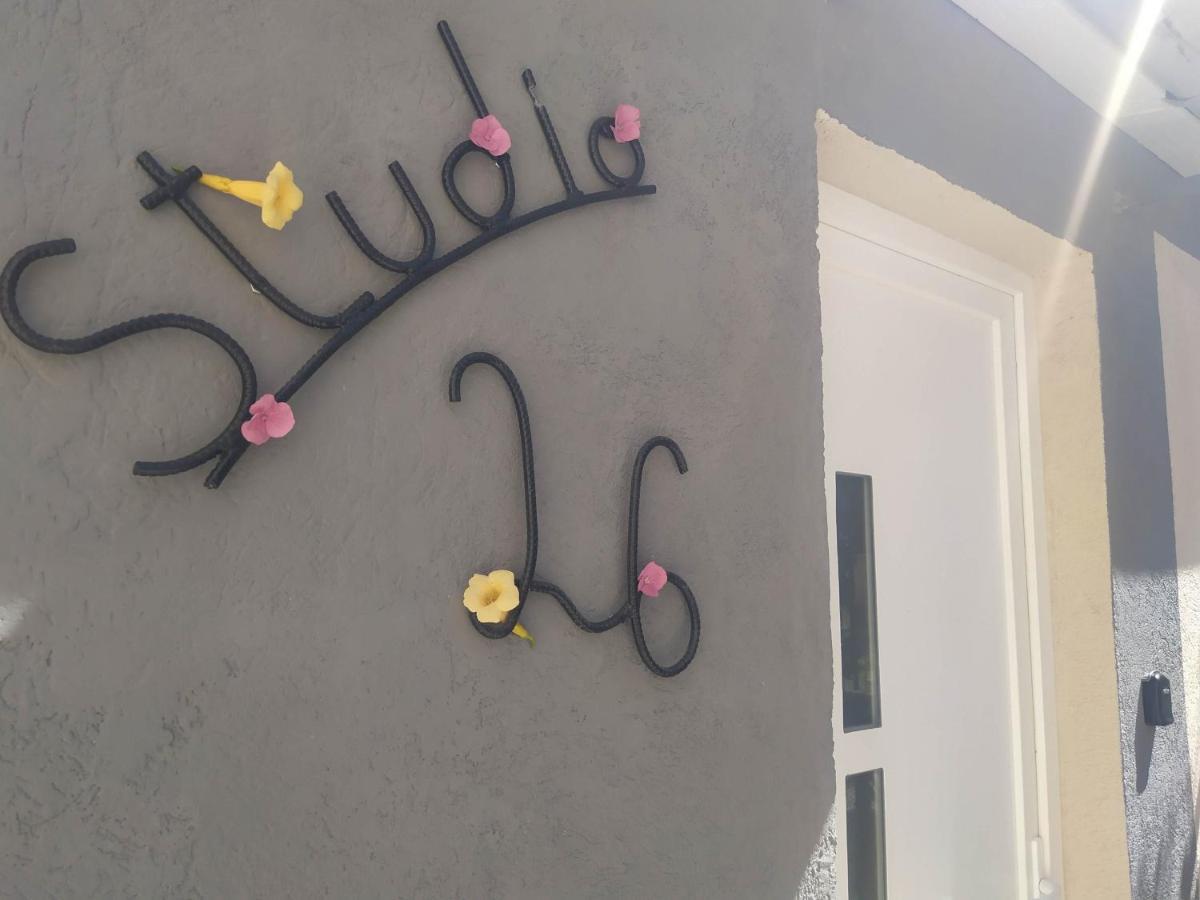 Vic-le-Comte Studio 26 מראה חיצוני תמונה